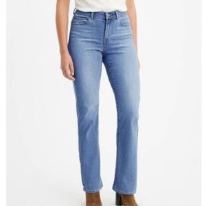 550 Mid-Rise Levi’s